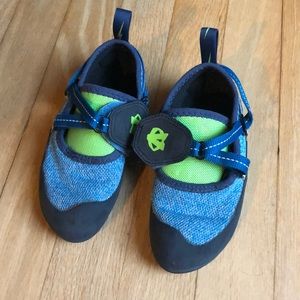 Evolve climbing shoes